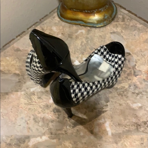 Open toe pump - Picture 4 of 6